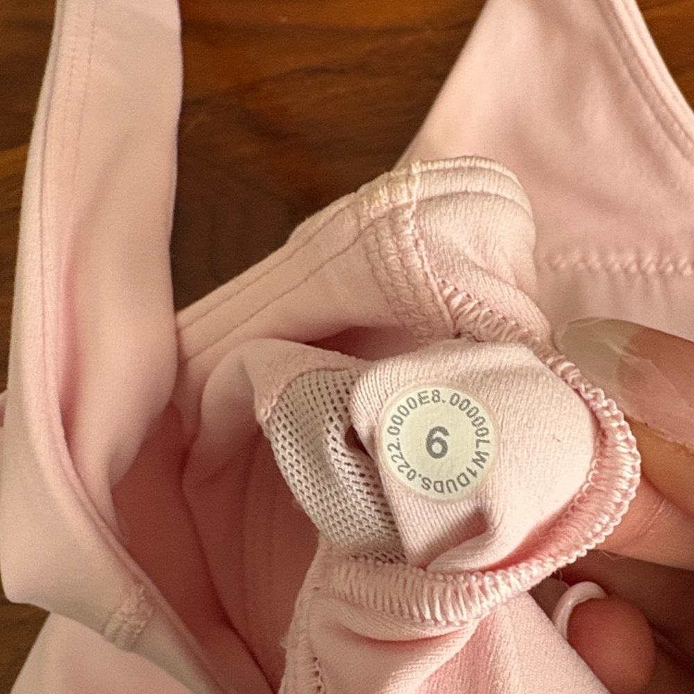 Lululemon Light Pink Cropped Align Tank size 6, USED - Picture 4 of 7